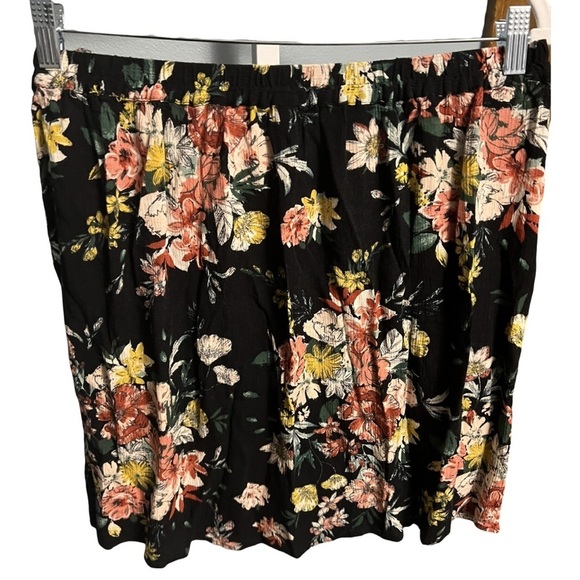 Xhilaration Dresses & Skirts - Xhilaration Floral Skirt - Black, Pink, Yellow